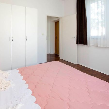Apartment Alkar Sinj Exteriér fotografie